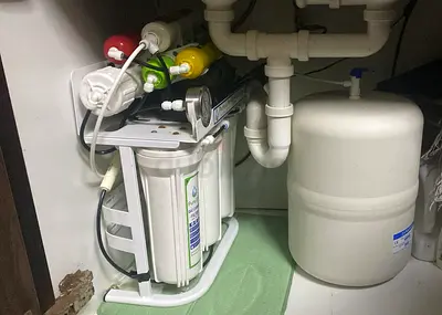 Pure Life 8-Stage RO Water Purifier with 5-Gallon Tank - Used