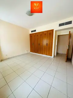 1BHK AVAILABLE NEAR T0 RIGGA METRO STATION READY TO MOVE PRIME LOCATION