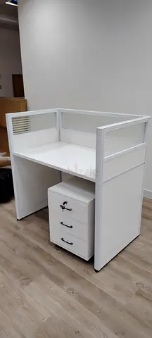 White Office Workstation Desk with 3-Drawer Mobile Pedestal