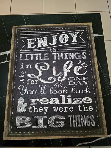 Framed Chalkboard-Style Wall Art 'Enjoy the Little Things' (Black)