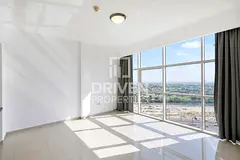 Vacant | Biggest Studio | Mid Floor | Nice View