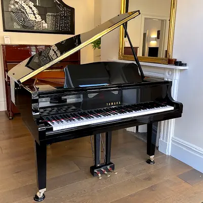 Yamaha Baby Grand Piano