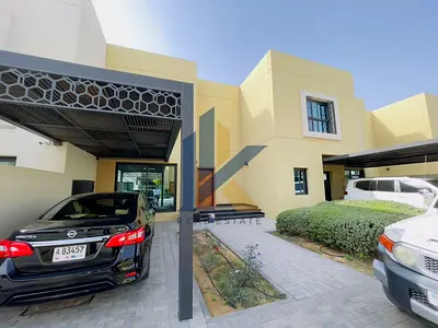 4 BEDROOM WITH MAIDS IN GATED SUS