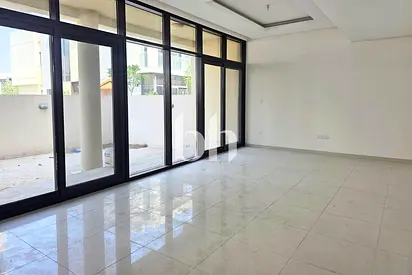 Back to back | Spacious Layout | Maids room