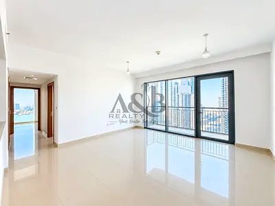 BRIGHT AND SPACIOUS |PARK VIEW | MID FLOOR