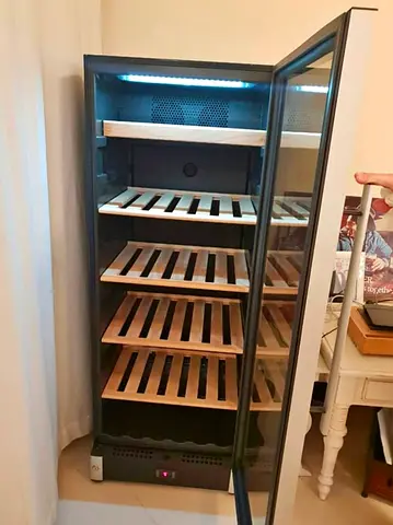 Vestfrost 155 bottles dual temperature wine fridge