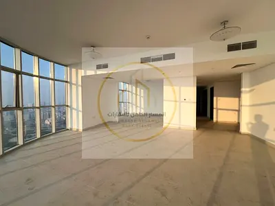 Luxury 3-Bedroom Apartment + VIP Majlis for Rent in a Premium Tower with Direct Sea View, 2 Free Parking Spaces & Free Maintenance