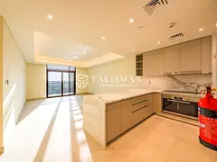 Brand New | Spacious Private Terrace | Vacant