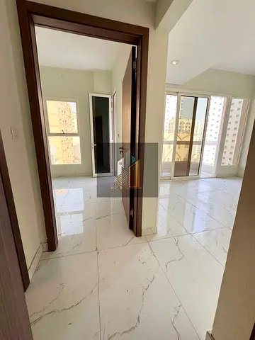 FREE PARKING// NEW BUILDING// 1BHK // NEAR TO PARK