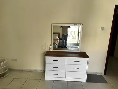 Drawer with Mirror