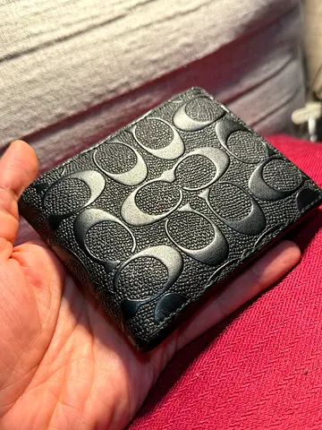 Black Coach Signature Bi-Fold Wallet - Good Condition