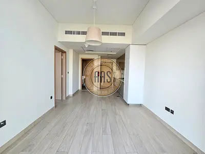 Huge Spacious luxurious ac free with amenities free