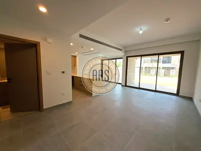 Elegant 3BR Villa | Private Garden | Premium Community