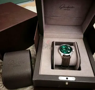 Glashütte Original PanoMaticLunar 2026 men's watch with box, papers (2 straps). Retail AED46,500