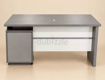 Brand-new wooden Office table available 1.2 cm