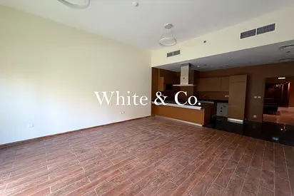 SPACIOUS LAYOUT | UPGRADED | LOW FLOOR