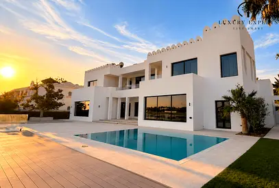 Marina View | 6BR Beachfront Villa | Modern