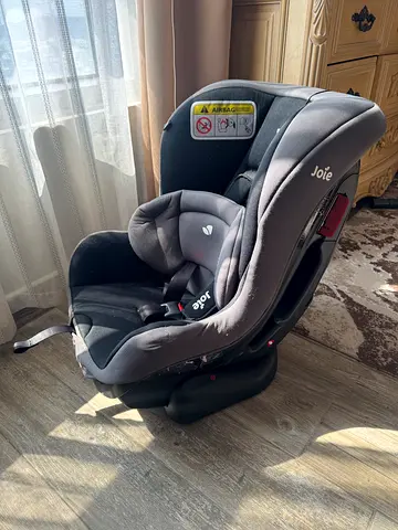 Joie convertible car seat - Good condition, rear/forward facing