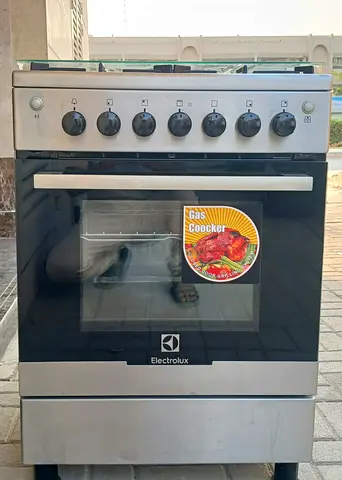 Electrolux gas cooker 60x60cm 4burners good condition