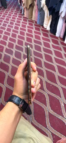 Used iPhone (Good Condition) - Slim Gold Model