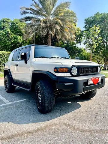 Toyota FJ Cruiser GXR 2022 GCC Specs
