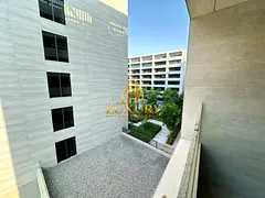 LAVISH ONE BHK AVAILABLE | LUXRY LIFE STYLE | WITH ALL AMENITIES