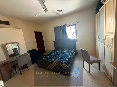 READY TO MOVE MONTHLY STUDIO FLAT CENTER AC&GAS RENT 1600 PER MONTH