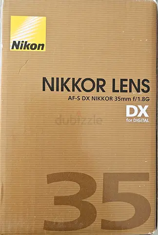 Nikon AF-S DX Nikkor 35mm f/1.8G lens- with box + filter