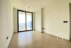 Bright & Spacious | Open View | Flexible Cheques