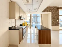 Spacious 2-Bedroom Apartment - Maid’s Room - Stunning Views