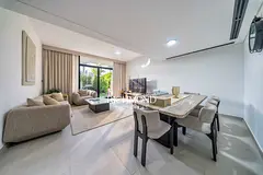 End Unit | Upgraded | Closed Kitchen