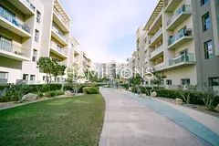 Affordable Luxury | Prime & Connected Location | Resale