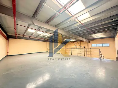 Brand new warehouse for rent and good location