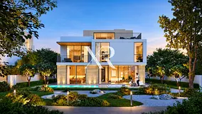 SUBSTANTIAL LAND | INTIMATE GARDEN SETTING | ORGANIC FORMS