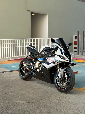 BMW S1000RR 2024 M-PACKAGE AGMC GCC