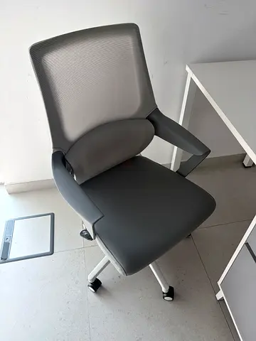 White Office Chairs