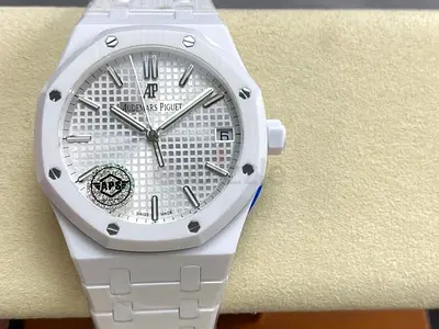 Audemars Piguet 1.1 🔝 High End Quality Royal Oak style white ceramic men's (watch,7000)