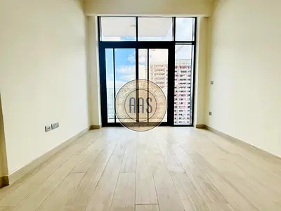 NICE STUDIO WITH CHEAPEST PRICE AT PRIME LOCATION