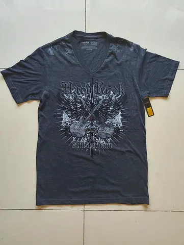 Hard Rock Cafe NWT Amsterdam Guitar T-Shirt Rock Music Mens Size S Dubai UAE