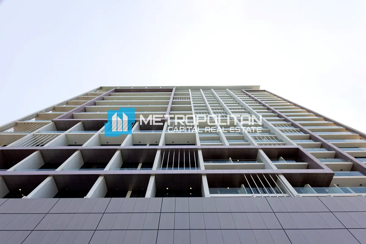 1BHK | Low Floor | Pool View | Furnished | Vacant