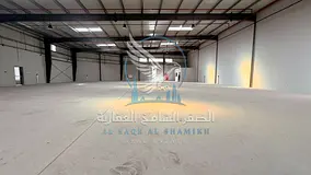 Warehouse in a prime main-road location | 3-Phase Power | Civil Defense | Drainage | Emergency Exits