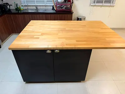Kitchen island