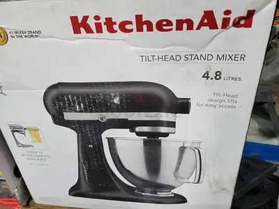 KitchenAid Artisan 4.8L Stand Mixer – Black