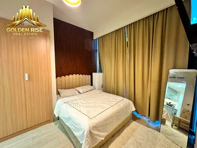 12 Cheques | Bills Included | Terrace & Pool View