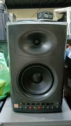JBL LSR4326P Powered Studio Monitor