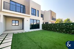 Single Row | Brand New | Vacant | Spacious
