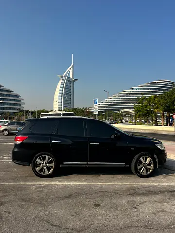 2015 Nissan Pathfinder SV – GCC Specs, Well Maintained, Ready for Sale