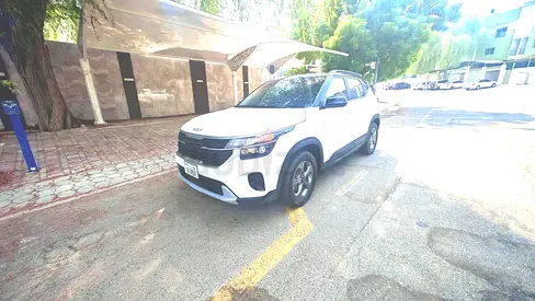 2024 Kia Seltos LX GCC with full service history