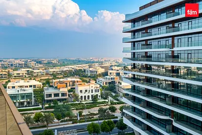 High Floor | Golf View | Bright | Brand New Ready