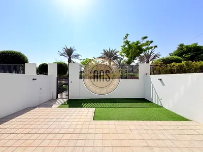 SINGLE ROW LUXURY 3BR+MAID VILLA READY TO MOVE JUST 165K